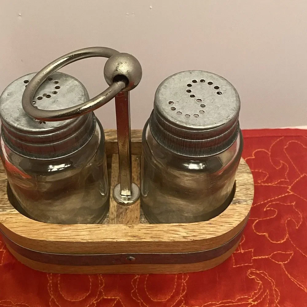 Farmhouse Round Shaped‎ Brushed Nickel Finish Salt & Pepper Shakers Cottagecore